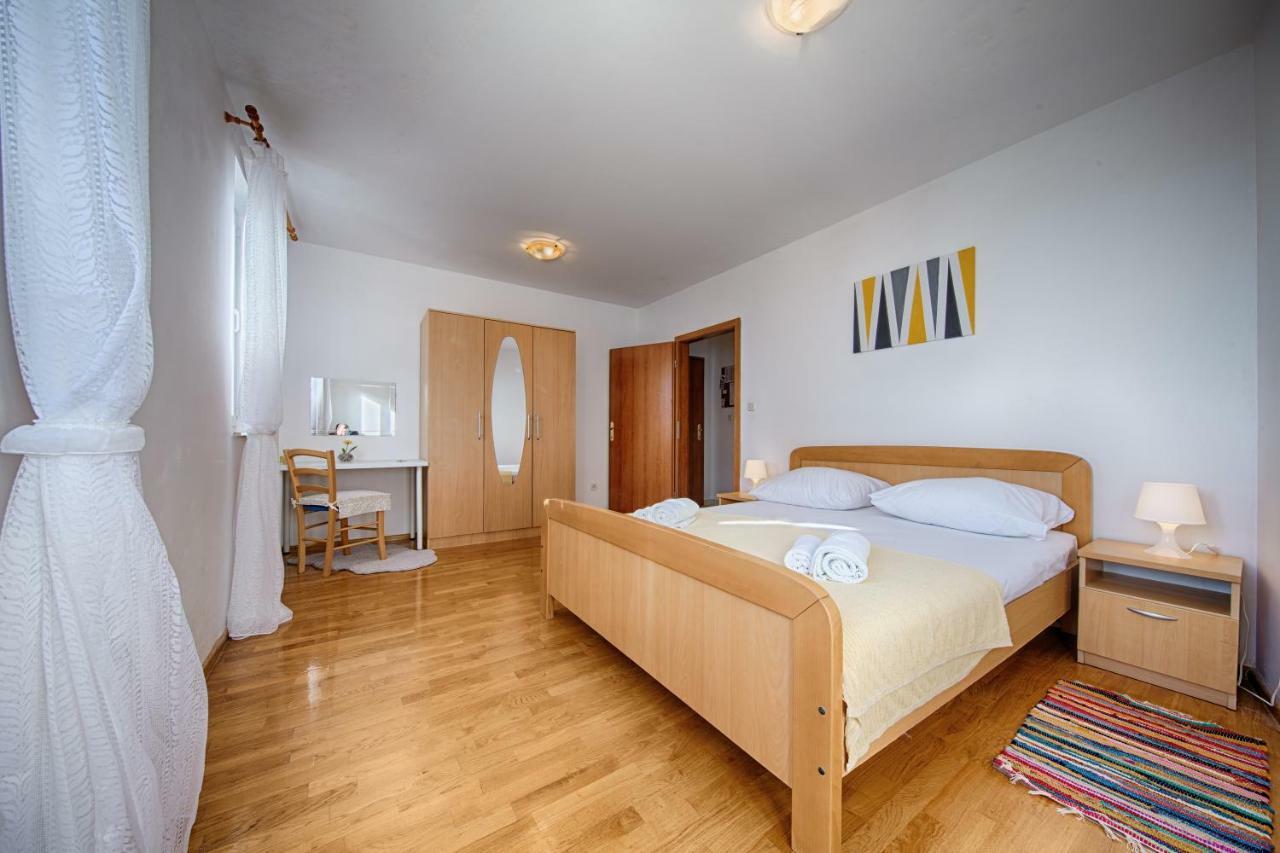 Apartments Marinkovic Komiža Exteriér fotografie